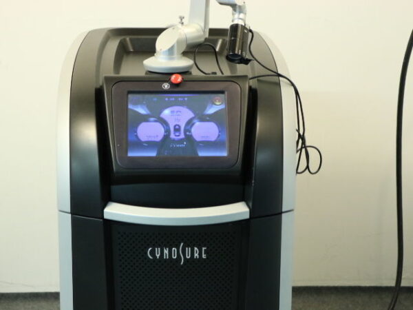 2015 CYNOSURE PICOSURE 755 + 532 PICO LASER